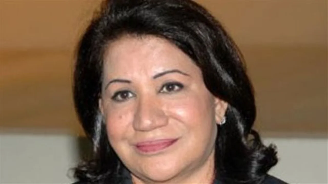 شائعات الجدل.. حقيقة سحب الجنسية عن الفنانة سعاد عبدالله ومصير عائلتها